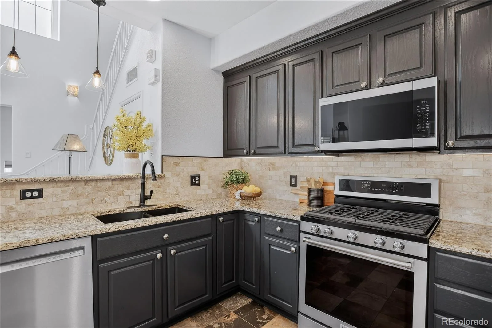 3851 Stonebrush Drive #11C Littleton CO 80126 | MLS #REC4164912 06032026163322 1600 13