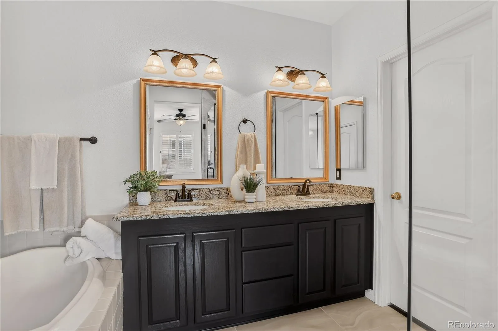 3851 Stonebrush Drive #11C Littleton CO 80126 | MLS #REC4164912 06032026163322 1600 21