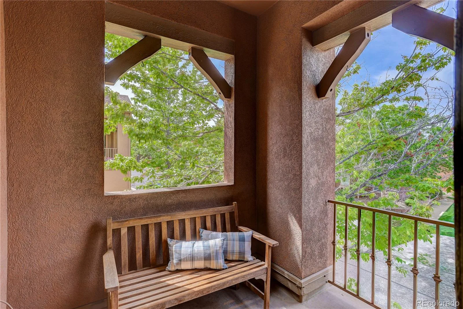 3851 Stonebrush Drive #11C Littleton CO 80126 | MLS #REC4164912 06032026163322 1600 3