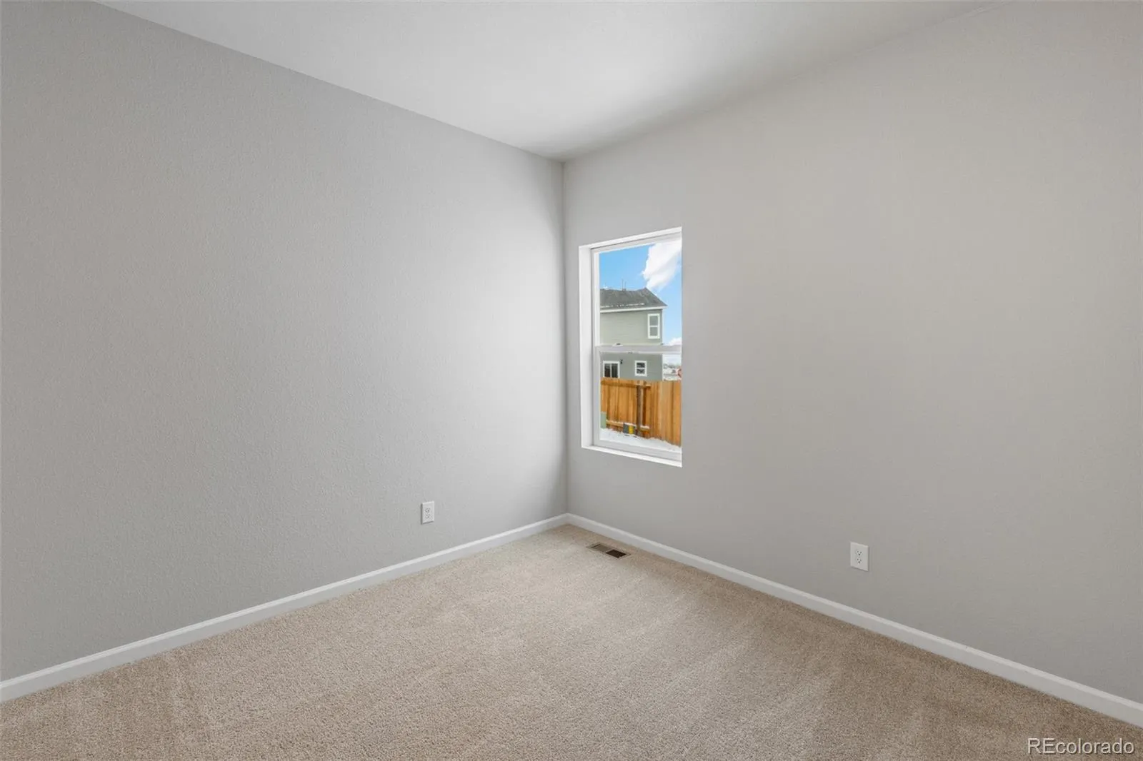 9361 Truckee Court Commerce City CO 80022 | MLS #REC4166135 04102026171031 1600 13