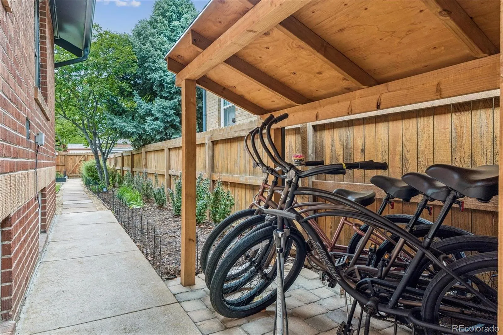 1972 S Lincoln Street Denver CO 80210 MLS #REC4166223 05212026235506 1600 38