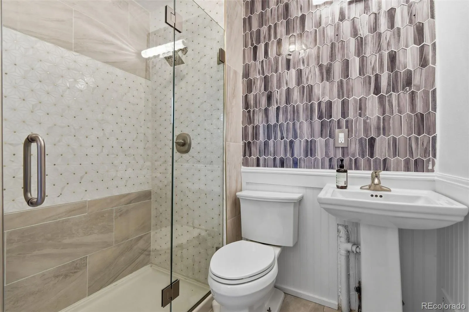 04102026152350 1600 29