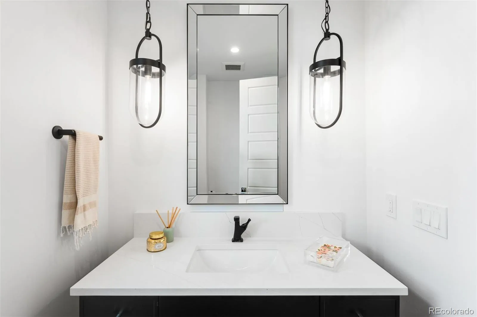 04102026212601 1600 13