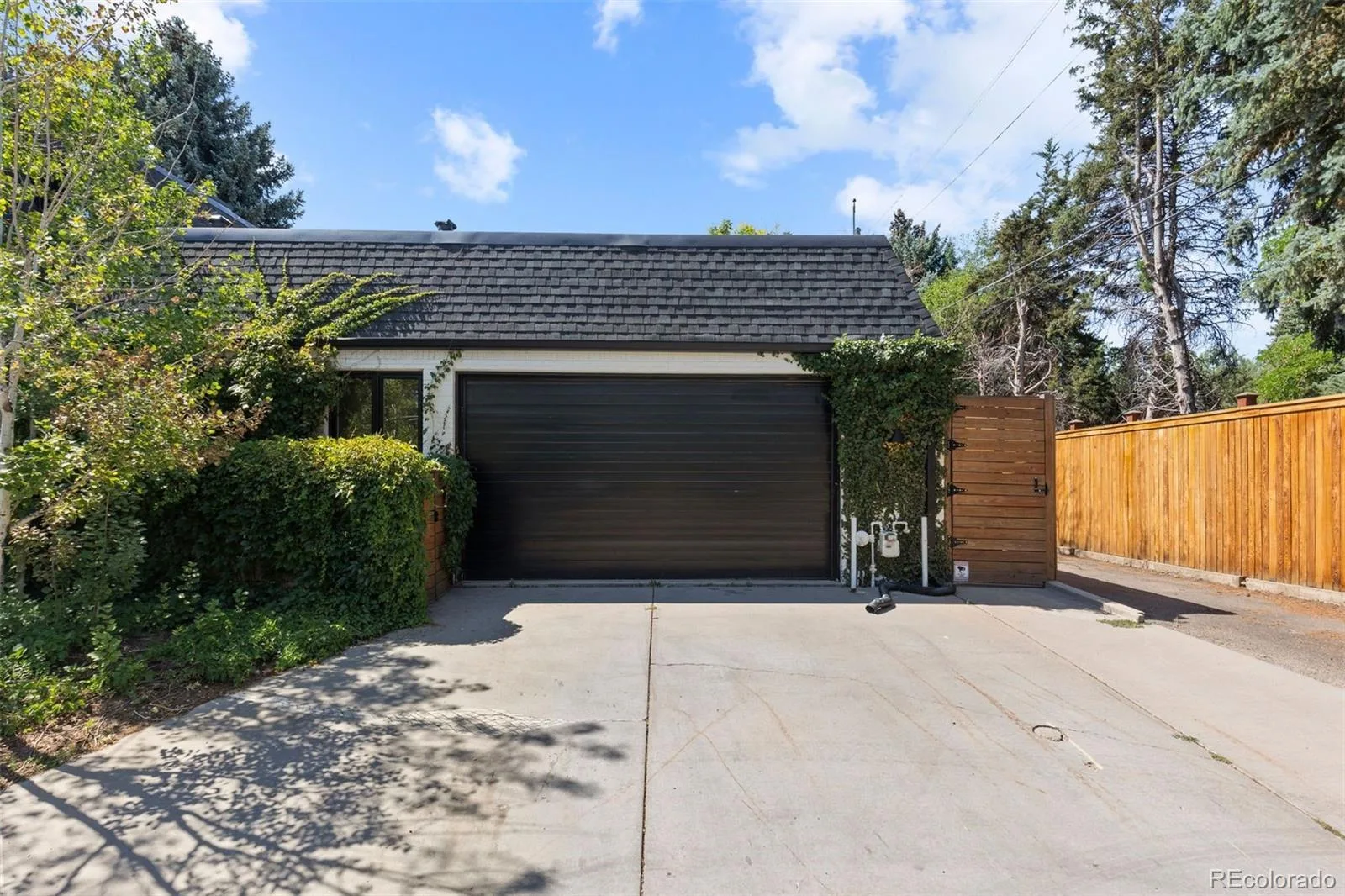 275 Vine Street Denver CO 80206 | MLS #REC4169305 10032026142434 1600 48