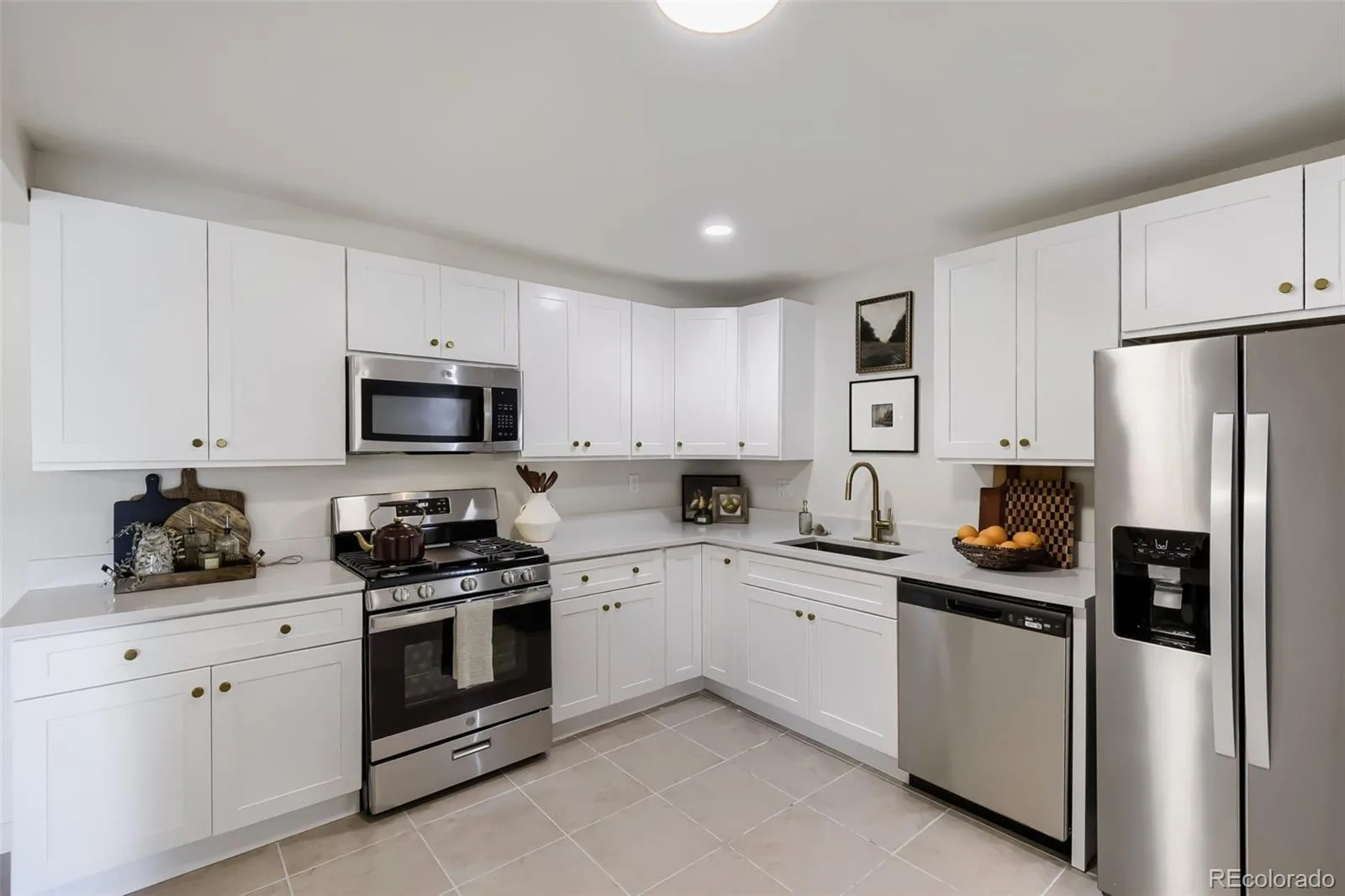 1174 Quentin Street Aurora CO 80011 | MLS #REC4169792 09242026000507 1600 11