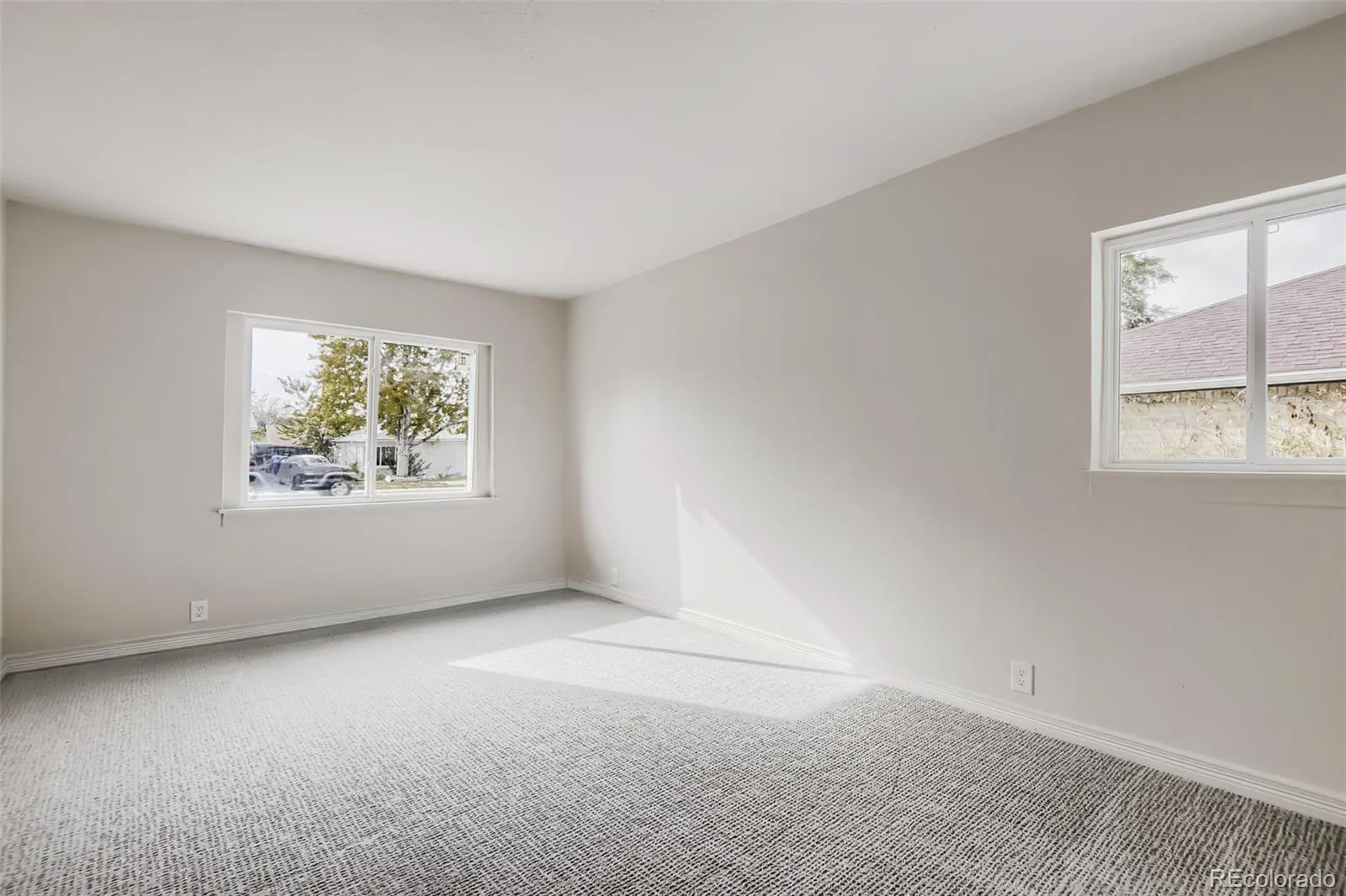 1174 Quentin Street Aurora CO 80011 | MLS #REC4169792 09242026000507 1600 17