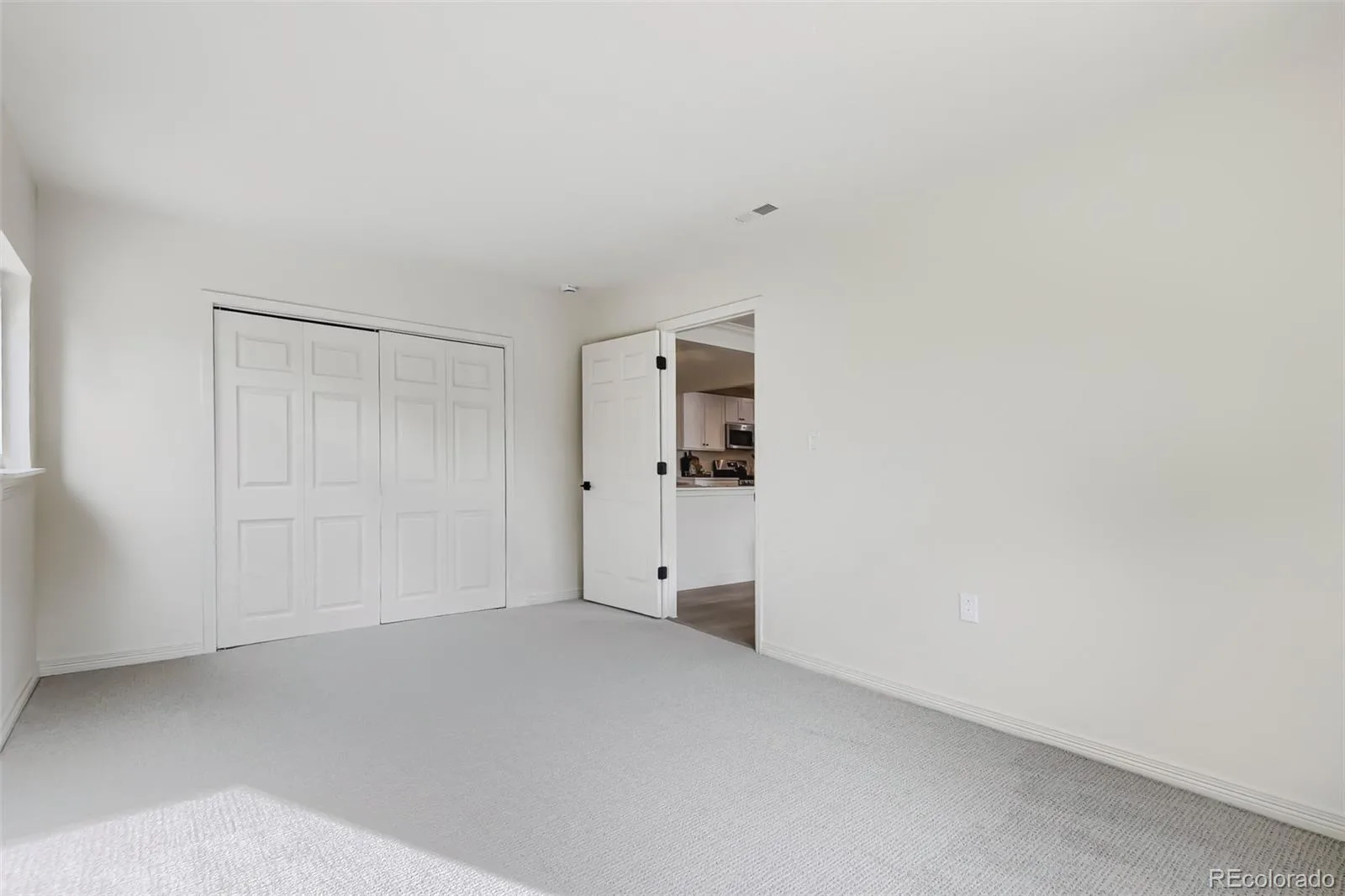 1174 Quentin Street Aurora CO 80011 | MLS #REC4169792 09242026000507 1600 19