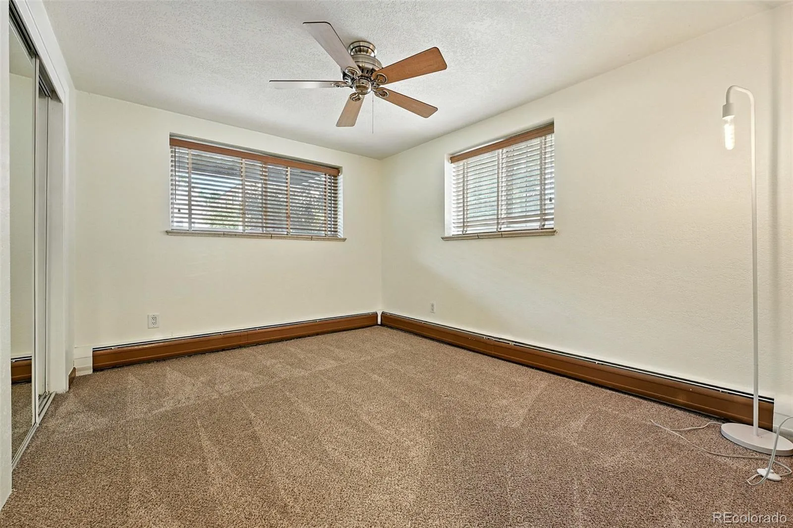 1045 N Clarkson Street #102 Denver CO 80218 MLS #REC4170068 05152026195337 1600 11