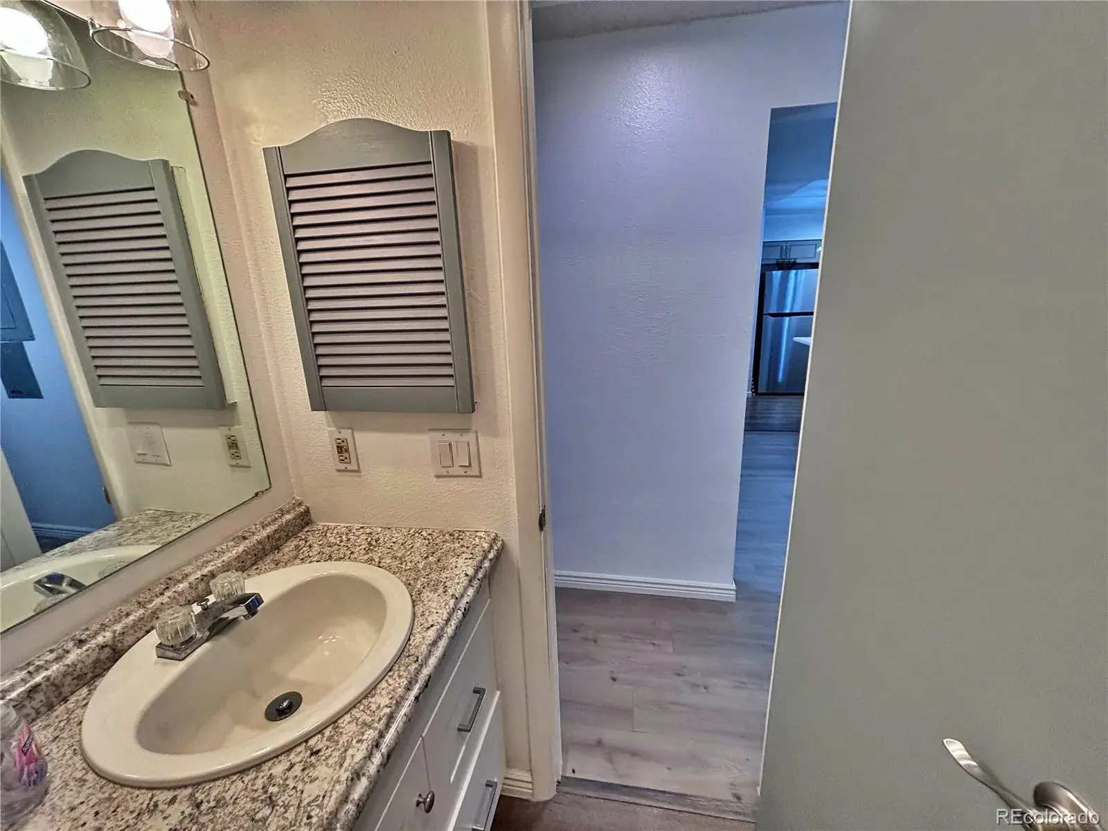 2280 S Oswego Way #105 Aurora CO 80014 MLS #REC4171417 09122025064141 1600 31