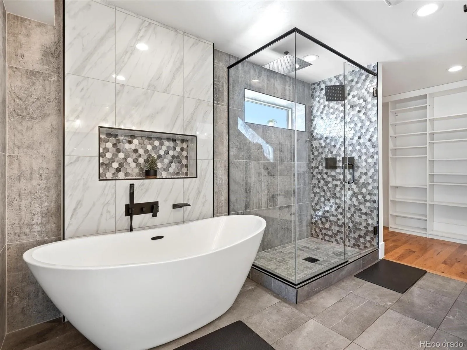 2636 S Acoma Street Denver CO 80223 MLS #REC4172495 05022026051730 1600 15