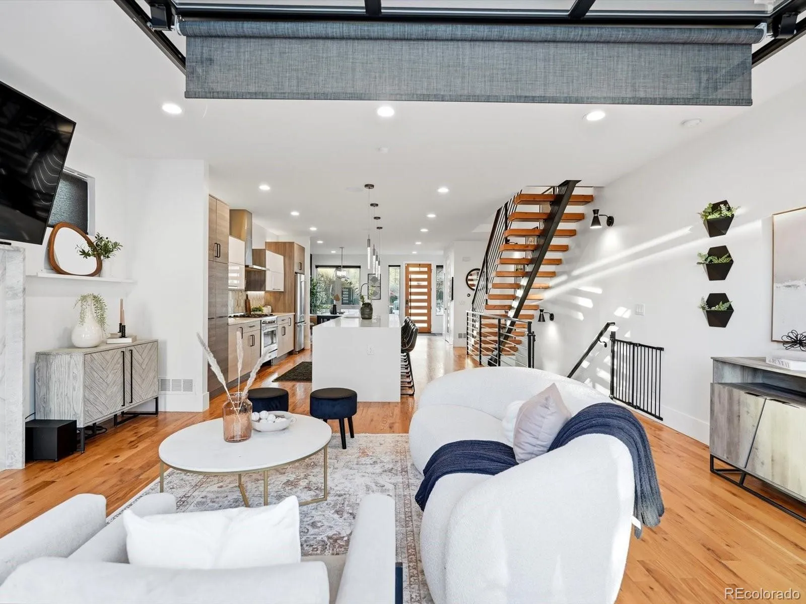 2636 S Acoma Street Denver CO 80223 MLS #REC4172495 05022026051730 1600 8