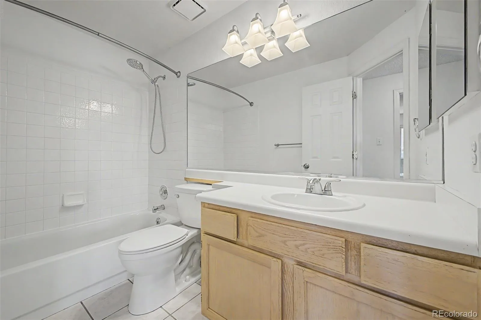 5561 E 117th Avenue Thornton CO 80233 | MLS #REC4173068 07292026194404 1600 35