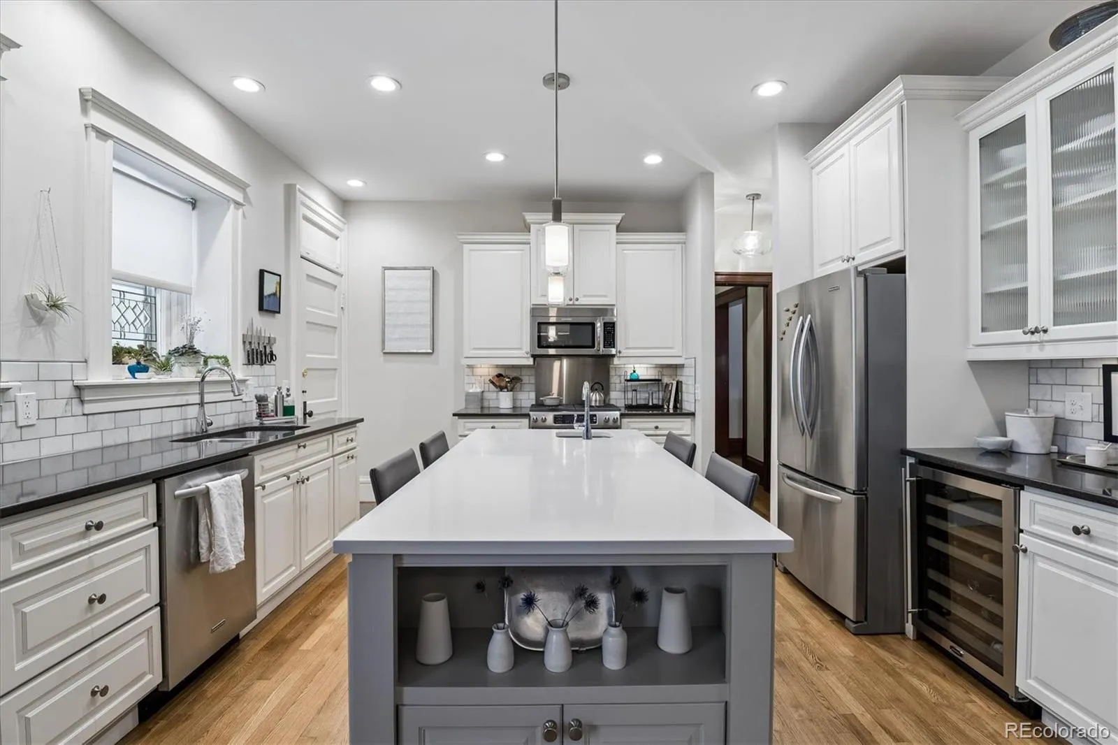 04122026040641 1600 11