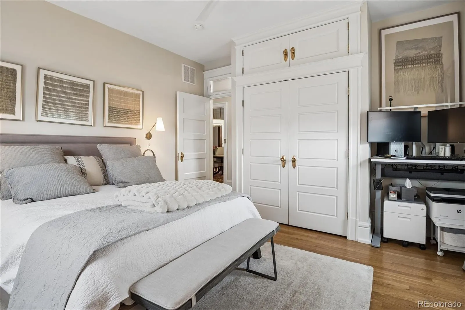 04122026040641 1600 18