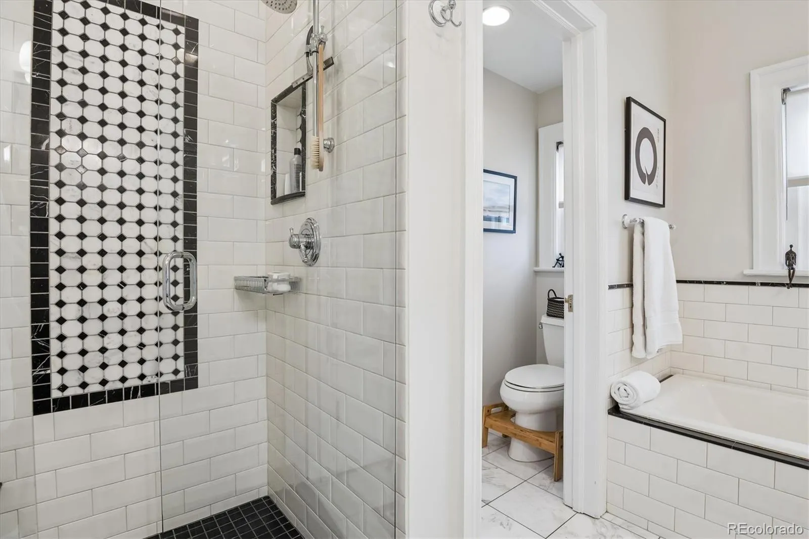 04122026040641 1600 21