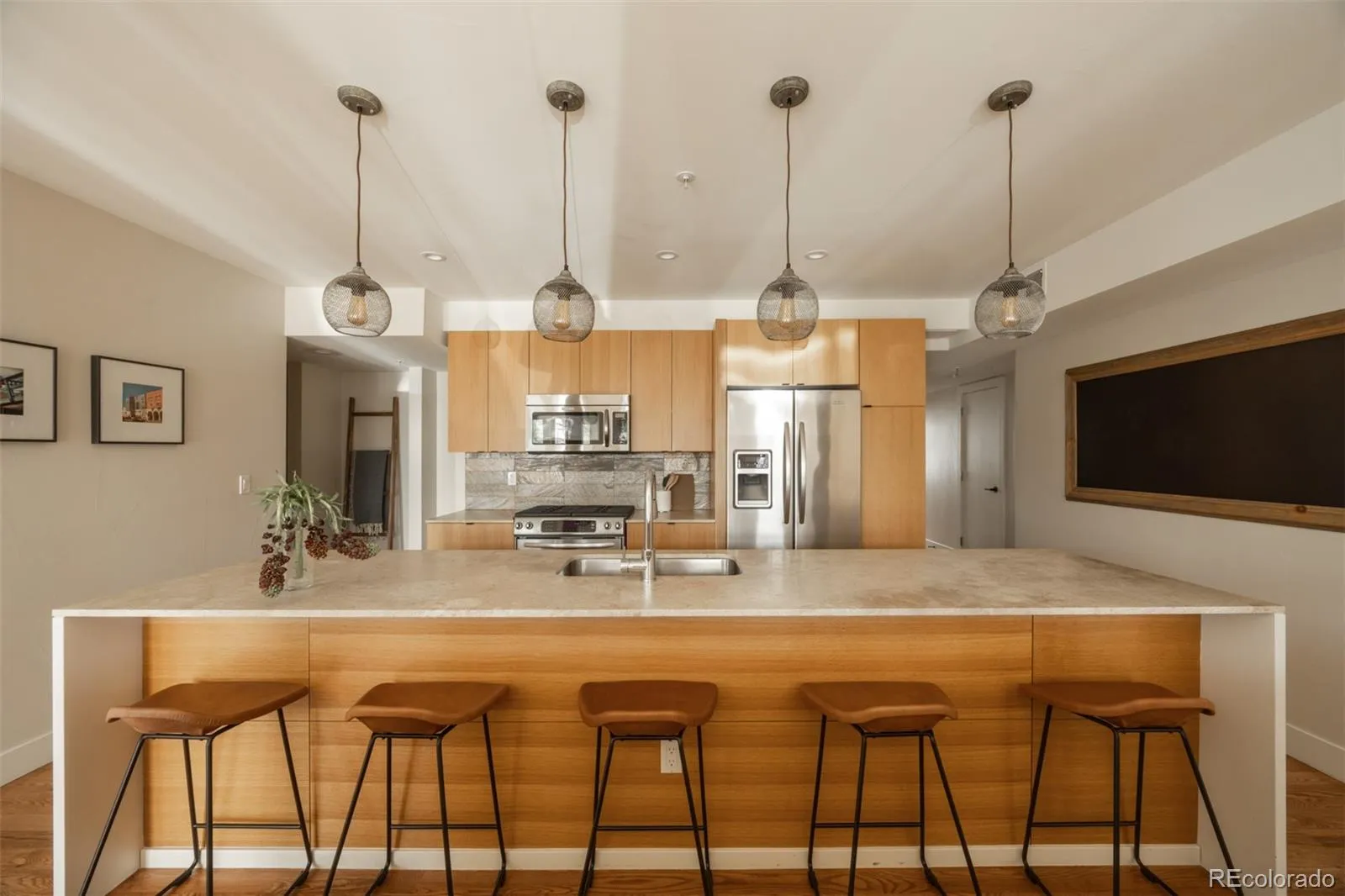 04172026213712 1600 15