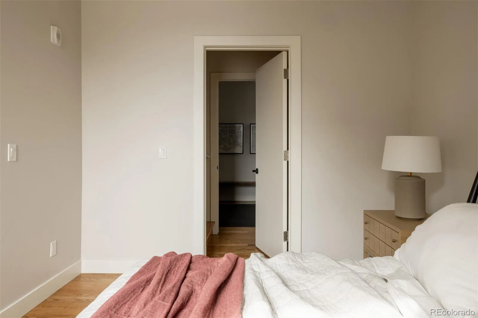 04172026213712 1600 28