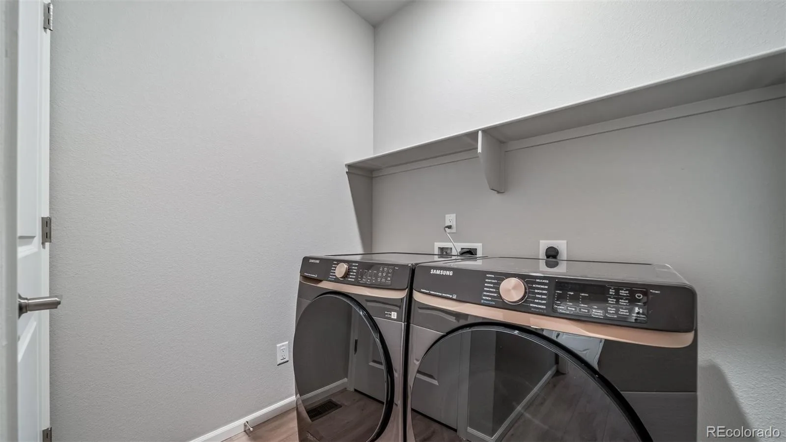 4587 N Sicily Court Aurora CO 80019 | MLS #REC4177285 08122026152707 1600 20