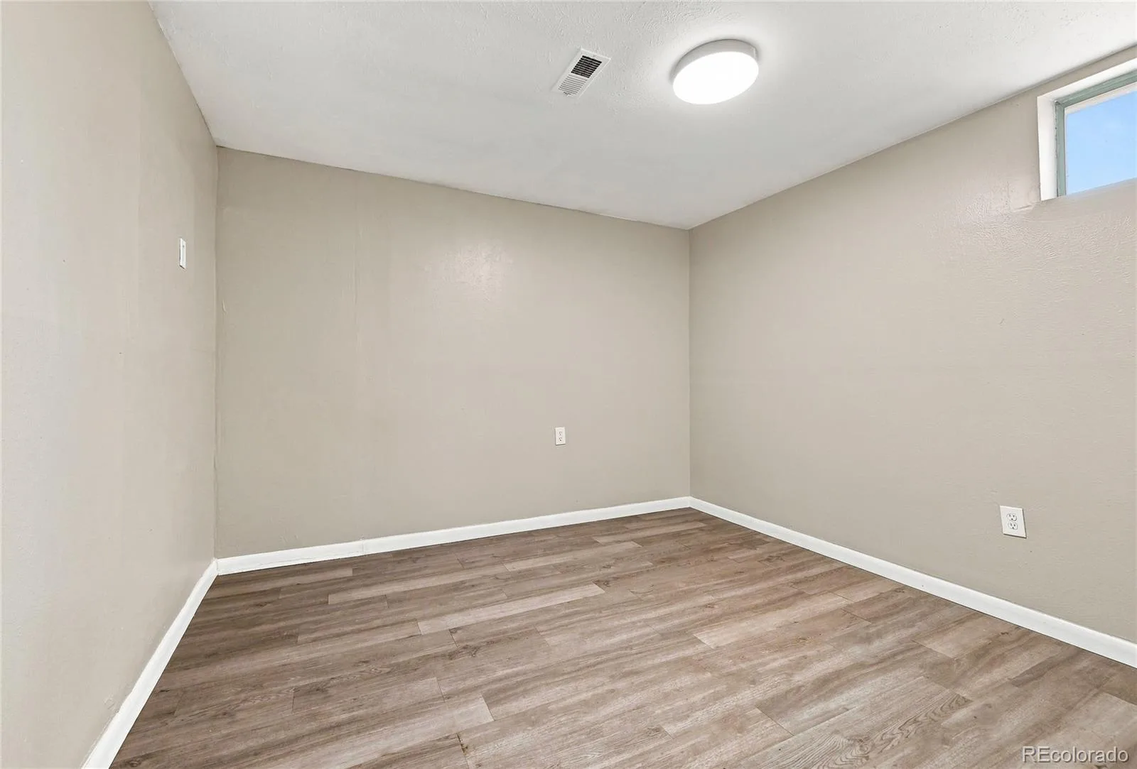 118 S Yates Way Denver CO 80219 | MLS #REC4181332 08142026185509 1600 14
