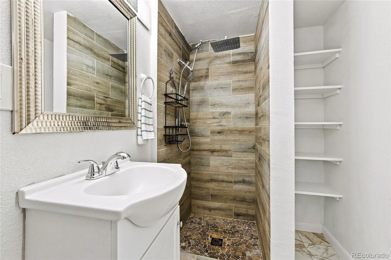 118 S Yates Way Denver CO 80219 | MLS #REC4181332 08142026185509 1600 15