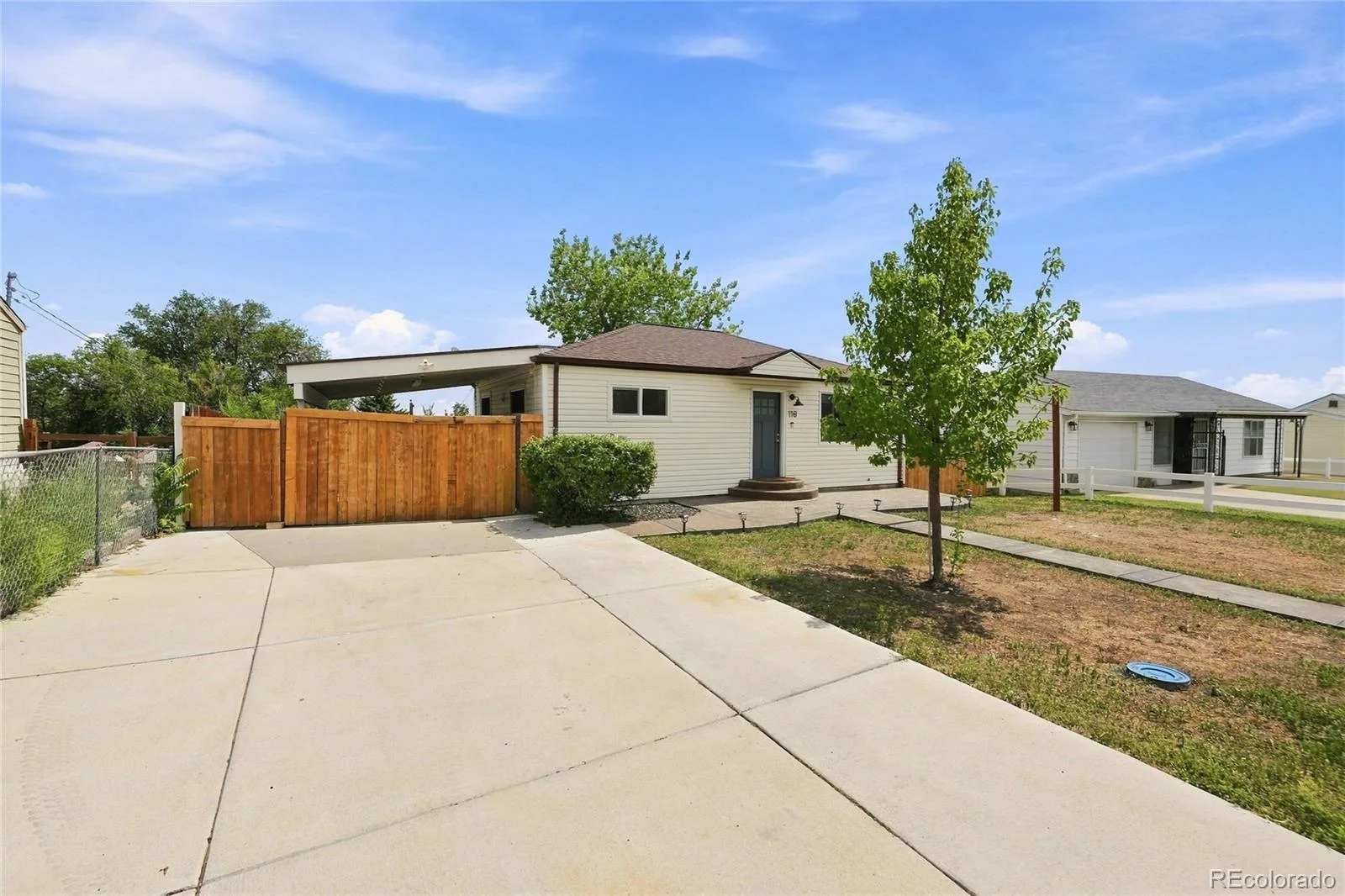 118 S Yates Way Denver CO 80219 | MLS #REC4181332 08142026185509 1600 2