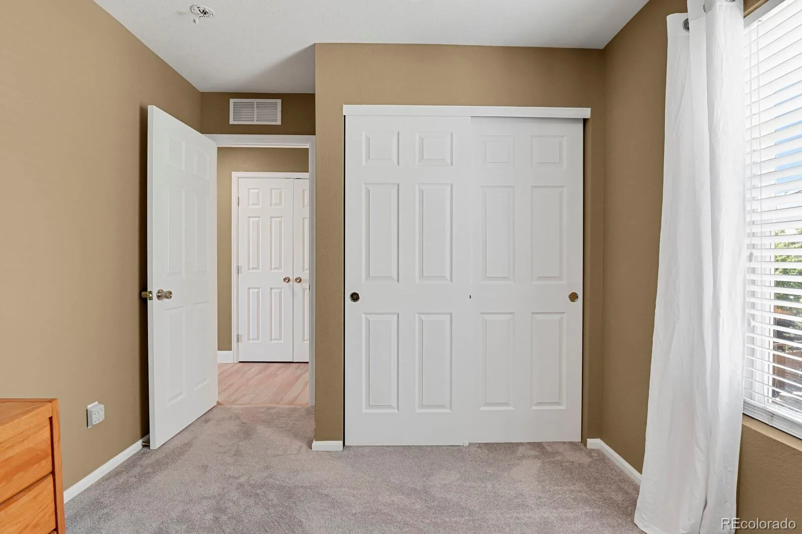3742 Dinosaur Street Castle Rock CO 80109 | MLS #REC4181889 07242026005826 1600 23