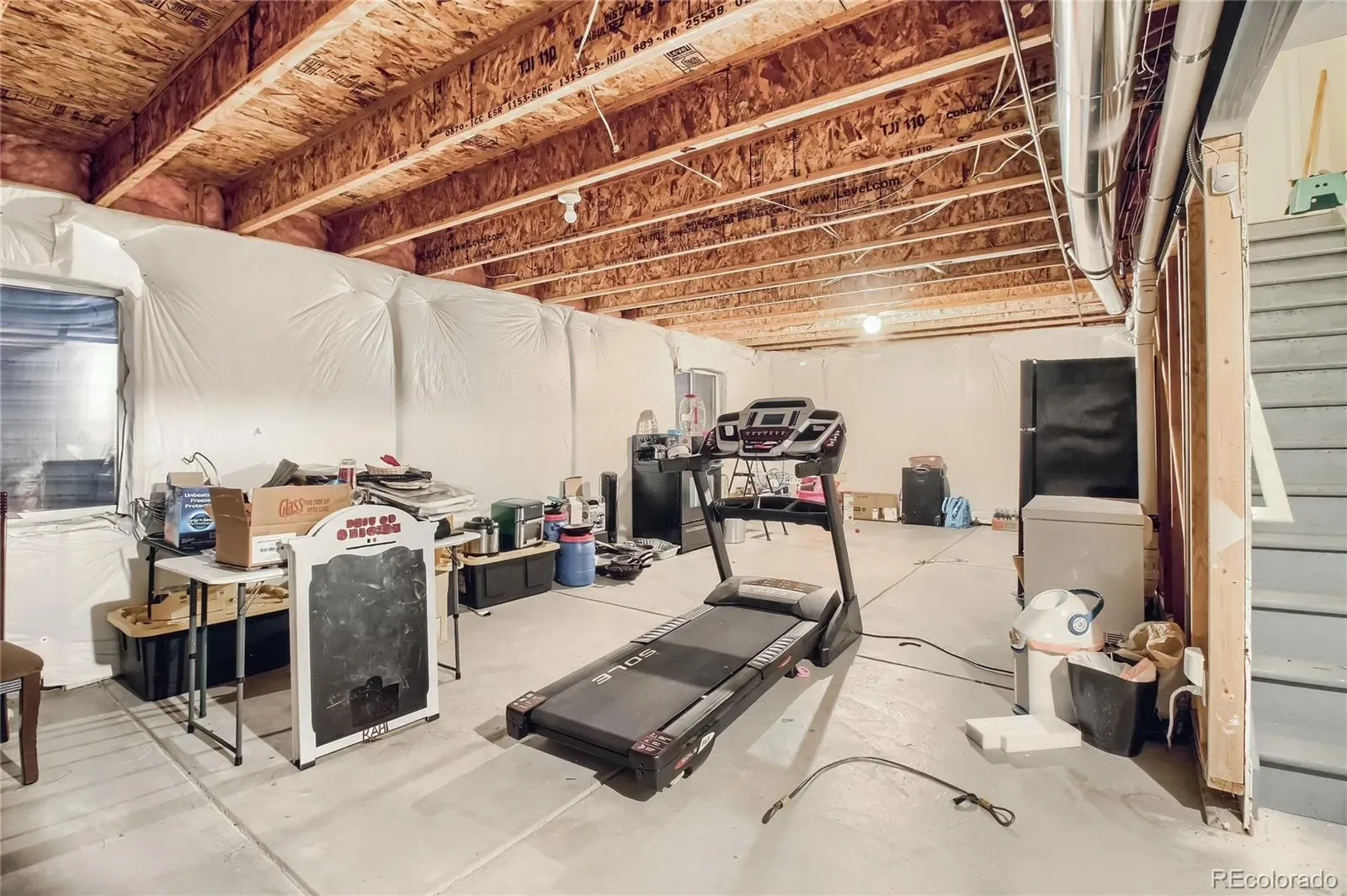 03292026002743 1600 26