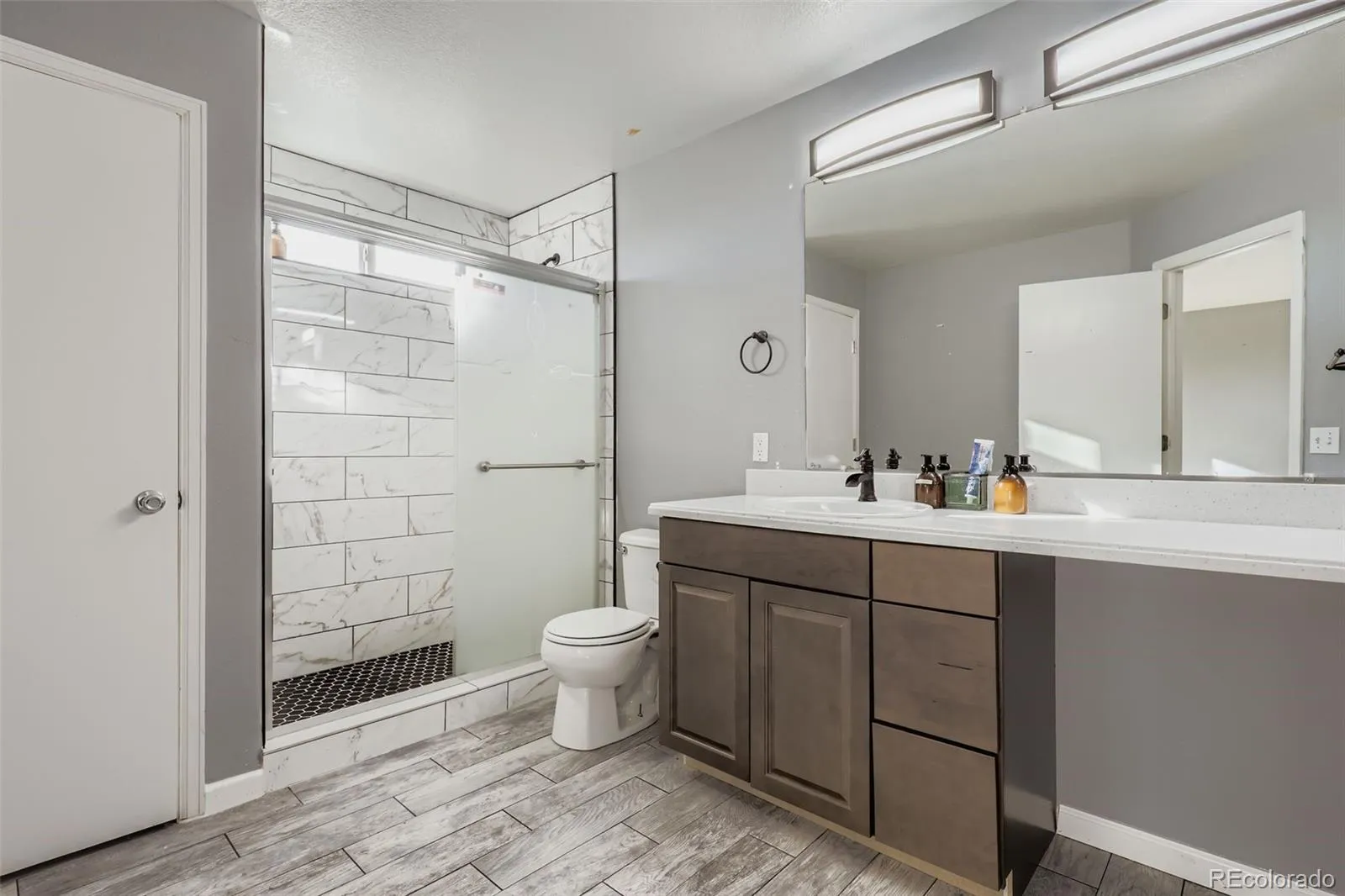 5528 Lewiston Court Denver CO 80239 MLS #REC4182257 05052026040245 1600 18