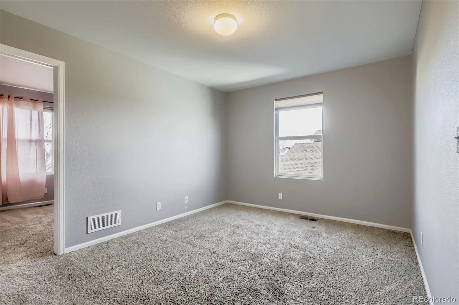 5528 Lewiston Court Denver CO 80239 MLS #REC4182257 05052026040245 1600 20