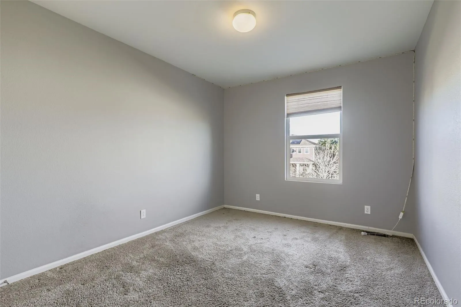5528 Lewiston Court Denver CO 80239 MLS #REC4182257 05052026040245 1600 23