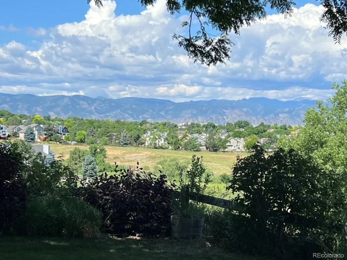 9315 Sulton Court Highlands Ranch CO 80126 MLS #REC4187036 05152026195351 1200 41
