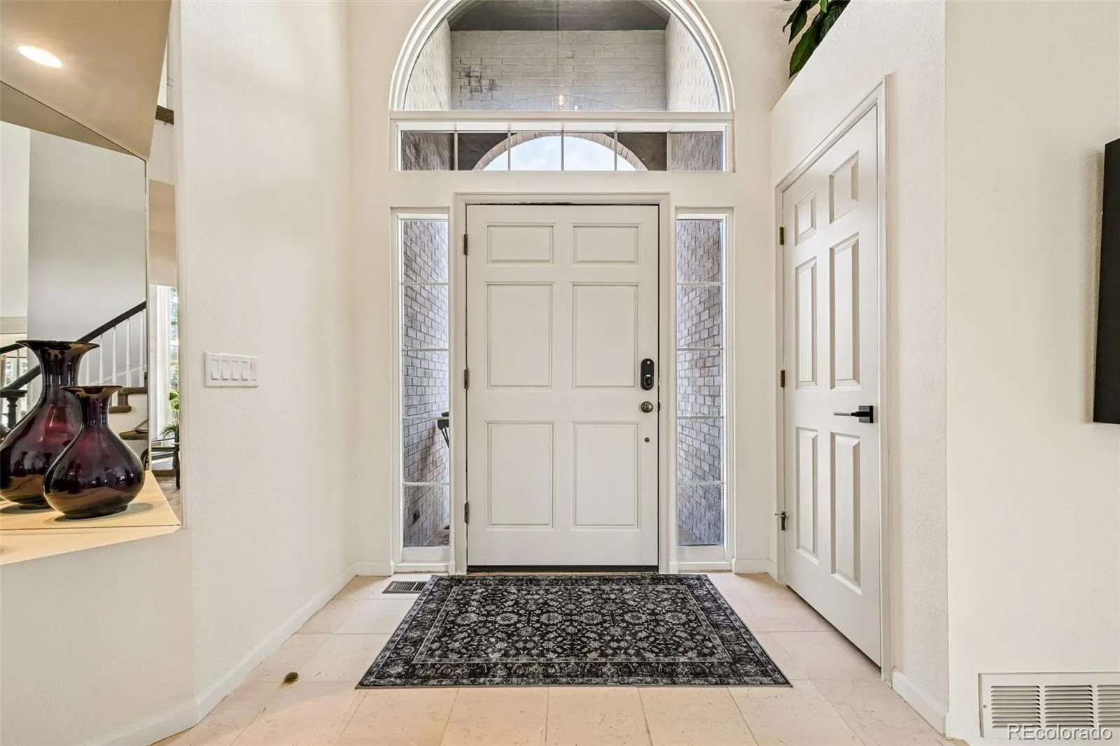 9315 Sulton Court Highlands Ranch CO 80126 MLS #REC4187036 05152026195351 1600 3