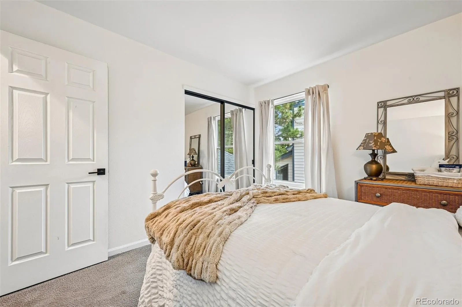 9315 Sulton Court Highlands Ranch CO 80126 MLS #REC4187036 05152026195351 1600 32