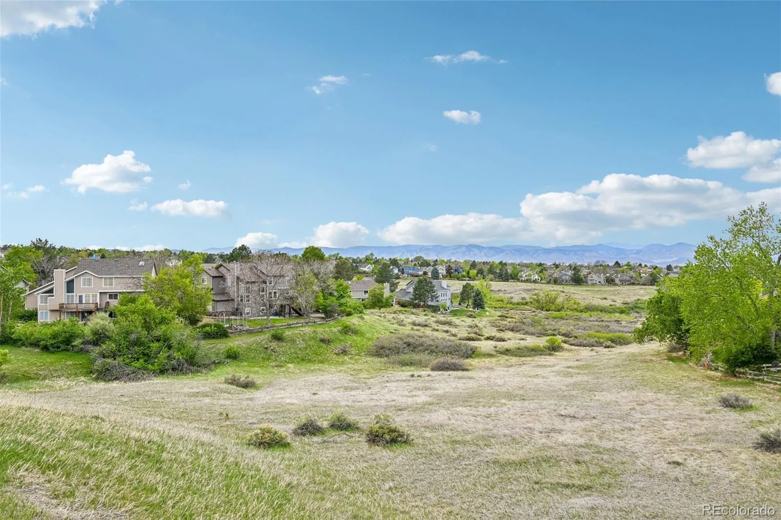 9315 Sulton Court Highlands Ranch CO 80126 MLS #REC4187036 05152026195351 1600 43