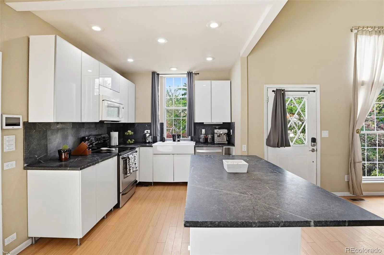 11400 W 102nd Avenue Broomfield CO 80021 | MLS #REC4187212 08142026023313 1600 8