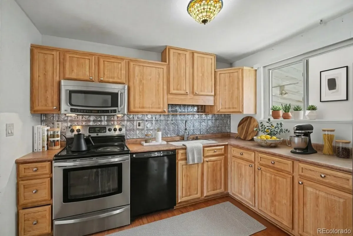 03122026015537 1200 12