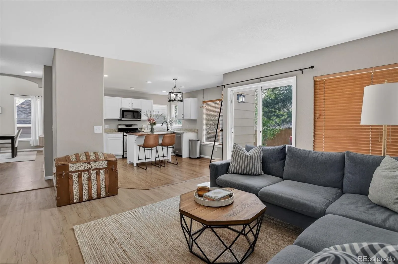 04082026151841 1600 19