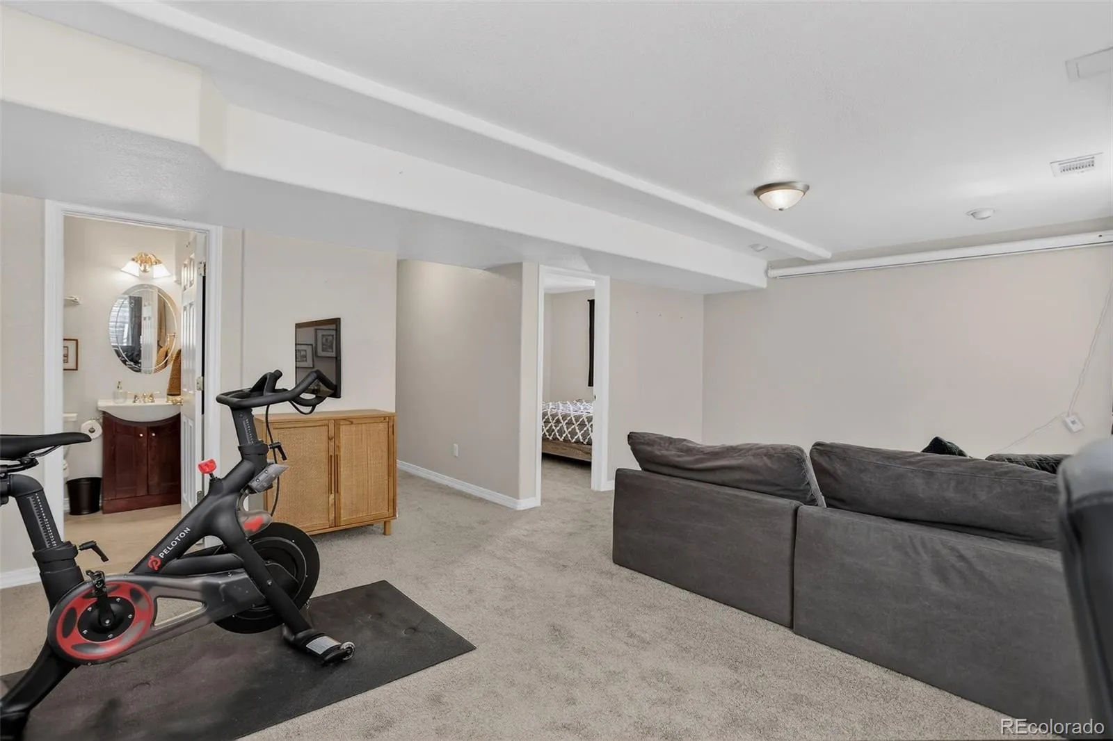 04082026151841 1600 34