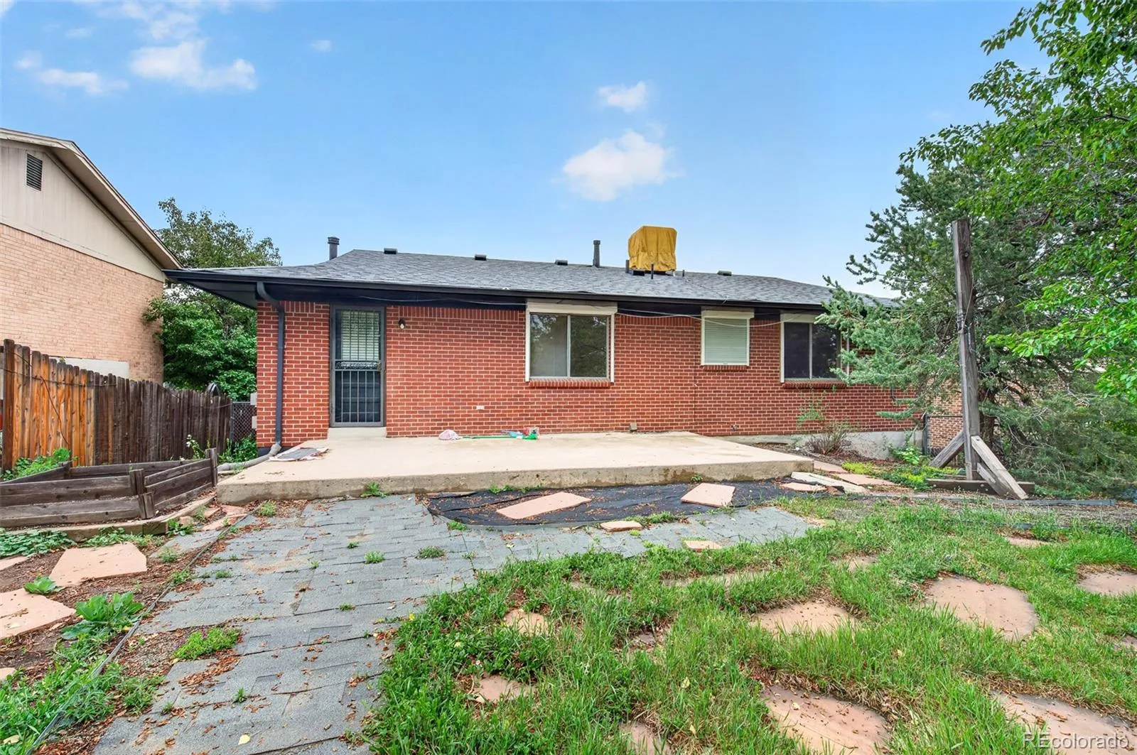 2189 S Coors Circle Lakewood CO 80228 MLS #REC4190730 05212026235516 1600 33