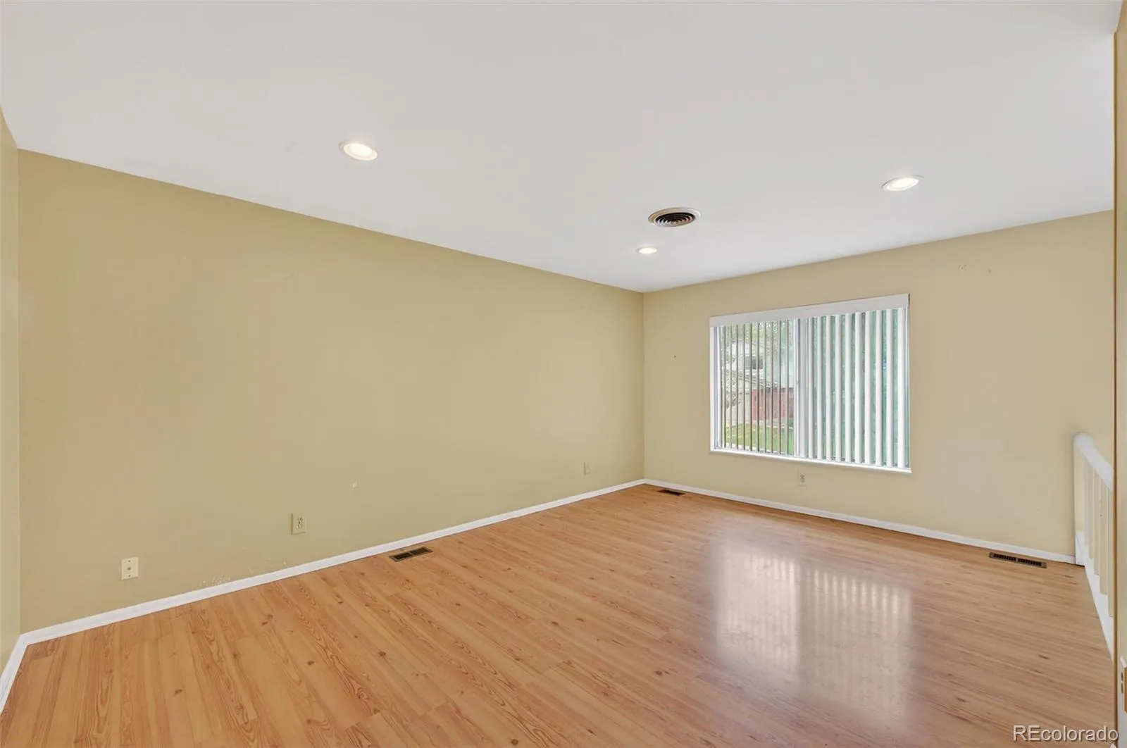 2189 S Coors Circle Lakewood CO 80228 MLS #REC4190730 05212026235516 1600 7