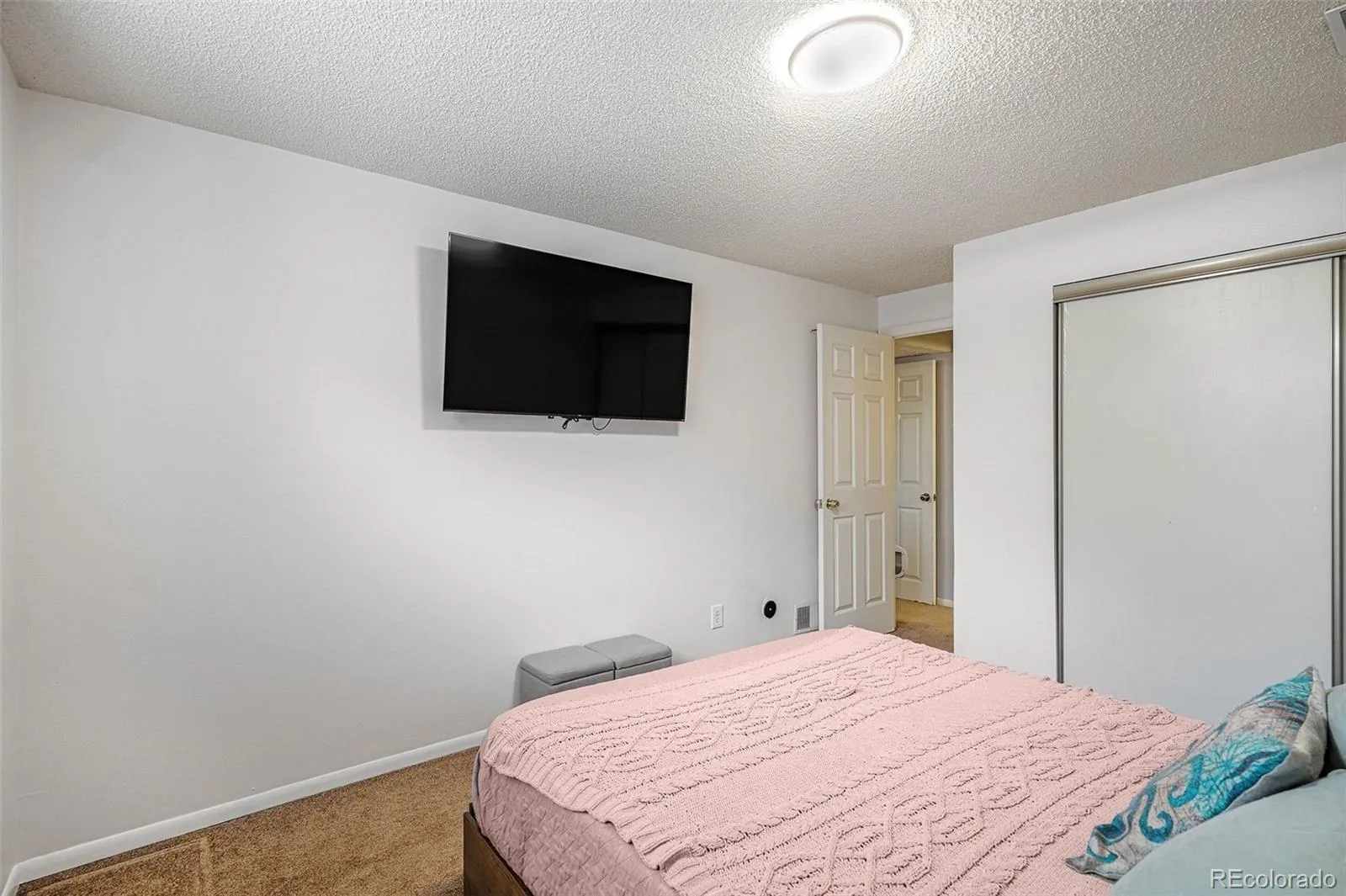 1752 S Trenton S Street #1 Denver CO 80231 MLS #REC4190977 05022026051748 1600 27