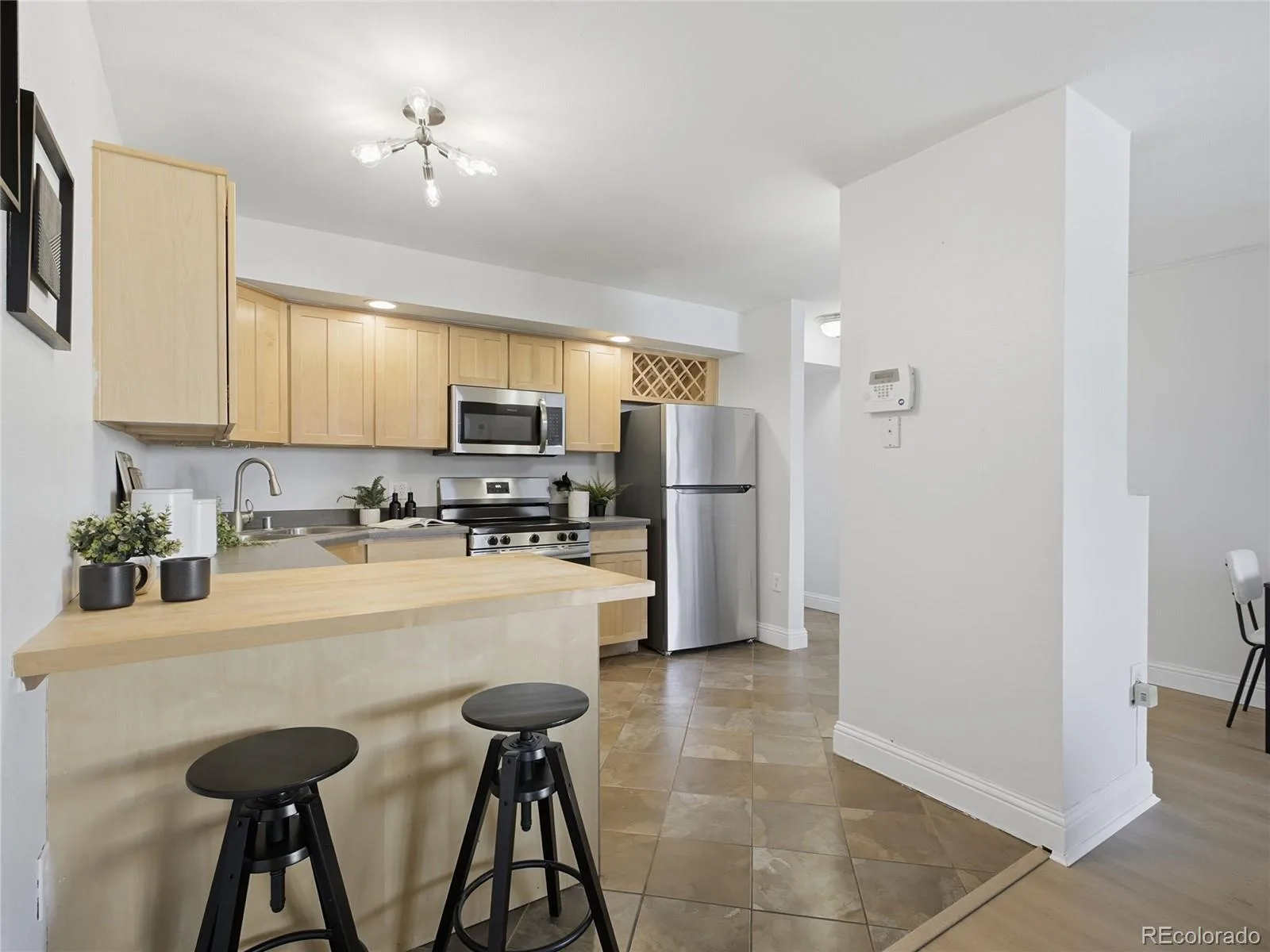 601 W 11th Avenue #604 Denver CO 80204 MLS #REC4192777 05292026061834 1600 10