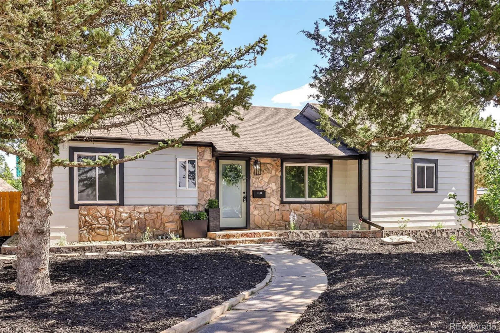 6102 Grape Drive Commerce City CO 80022 | MLS #REC4192988 07092026163913 1600 1