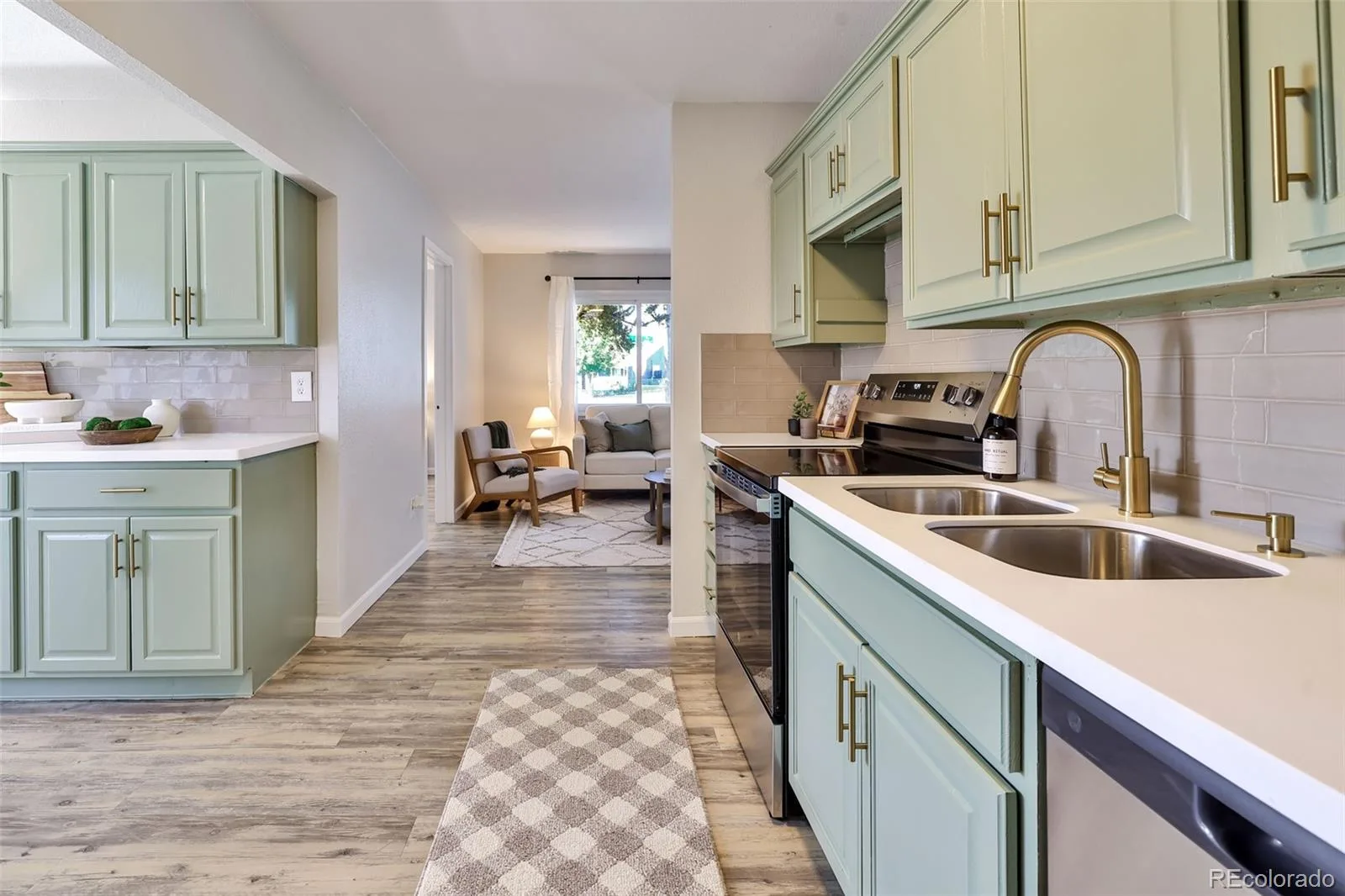 6102 Grape Drive Commerce City CO 80022 | MLS #REC4192988 07092026163913 1600 12