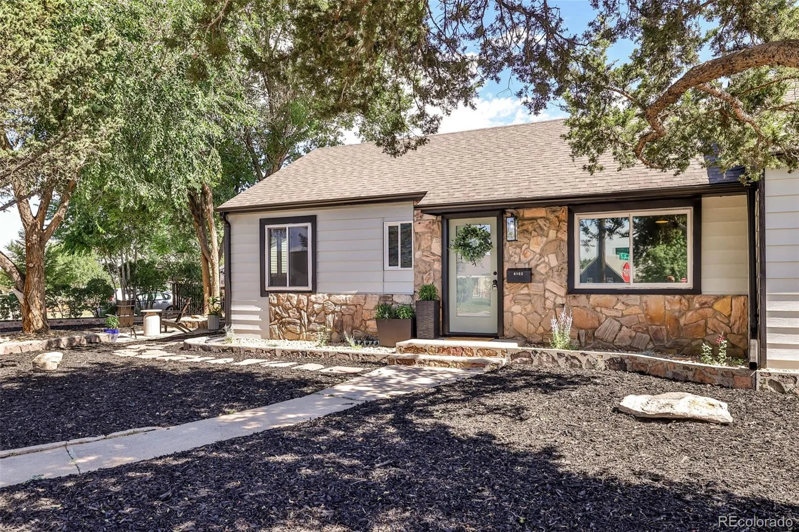 6102 Grape Drive Commerce City CO 80022 | MLS #REC4192988 07092026163913 1600 2