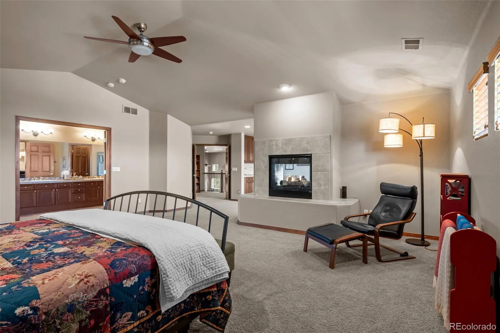 5615 Vistancia Drive Parker CO 80134 MLS #REC4194346 05152026055621 1600 29