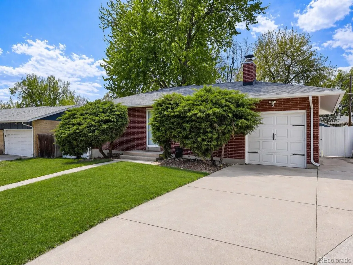 3265 S Newton Street Denver CO 80236 MLS #REC4195075 04232026235422 1200 1