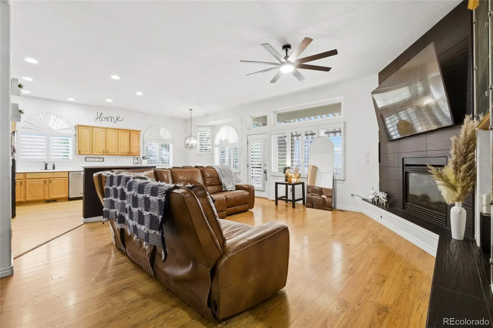 03262026185127 1600 8