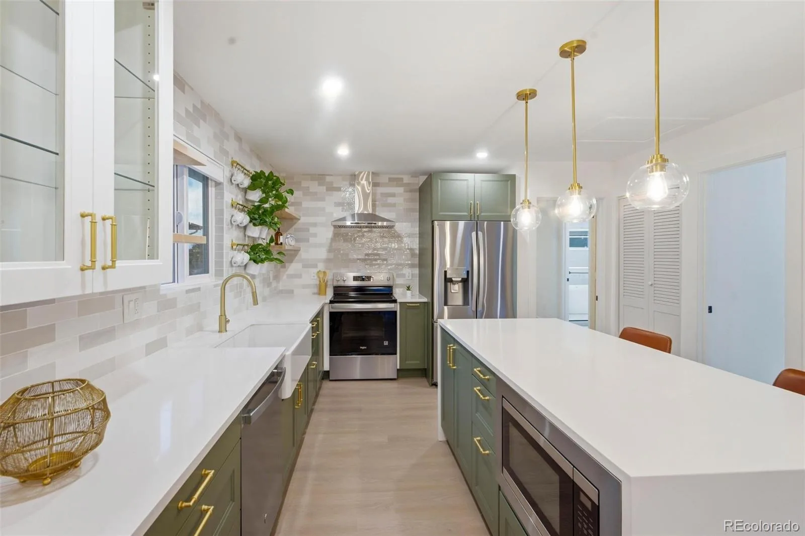 8479 W 75th Way Arvada CO 80005 MLS #REC4198631 07052026213209 1600 14