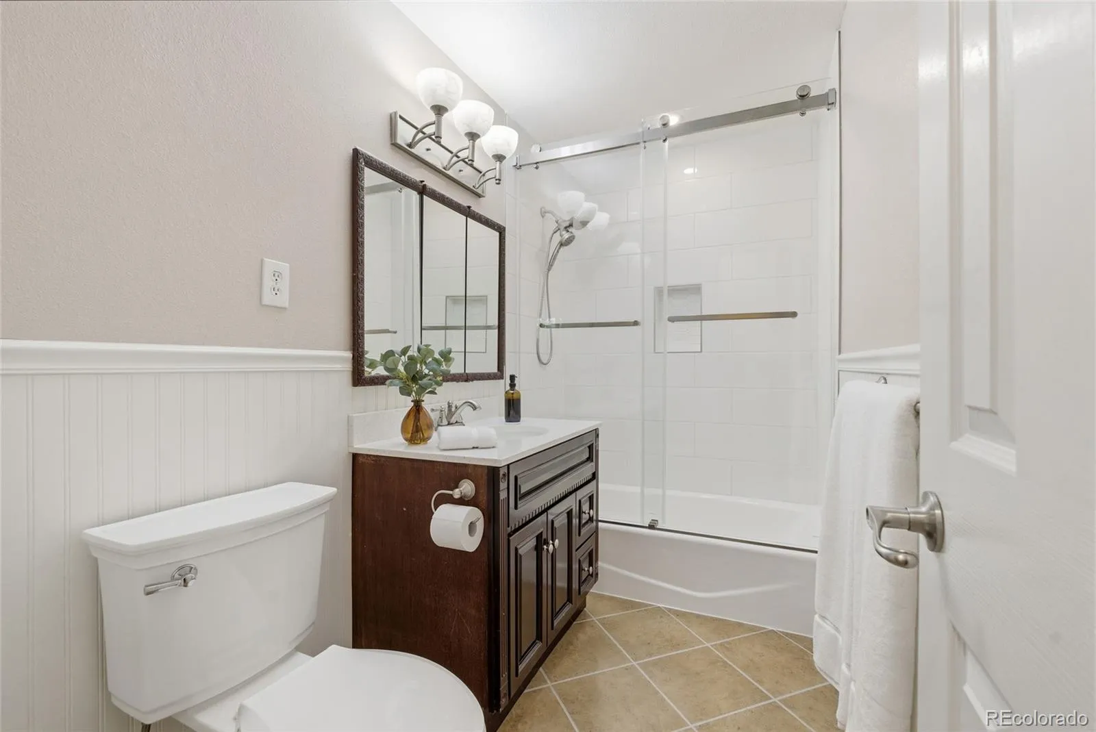 5655 Nebraska Way Denver CO 80224 MLS #REC4202176 05232026093838 1600 17